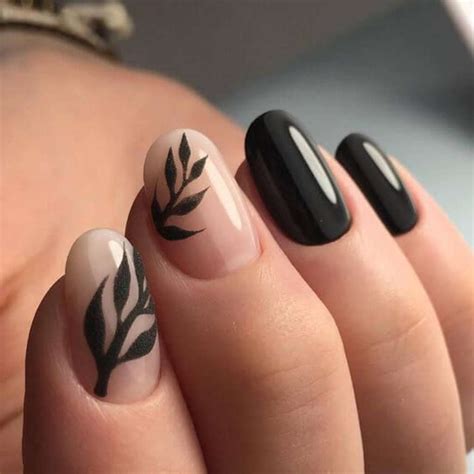 uñas nude con negro|Diseños De Uñas Negeo Con Nude 【IDEAS E IMÁGENES】